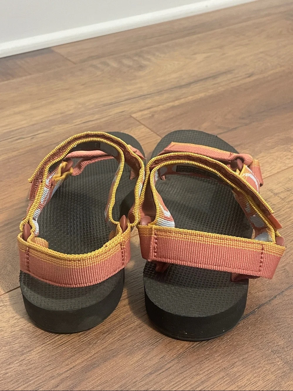 Teva Sandals Kids‎ Size 5